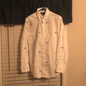 Vineyard vines shirt